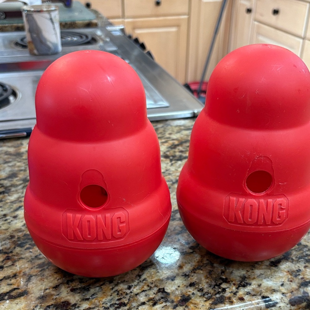 KONG Classic Red Dog Toy Set